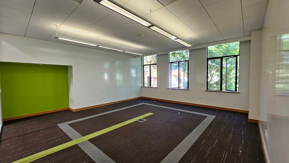 More Photos Of 387 S 1st St, San Jose Loft Creative Space For Lease