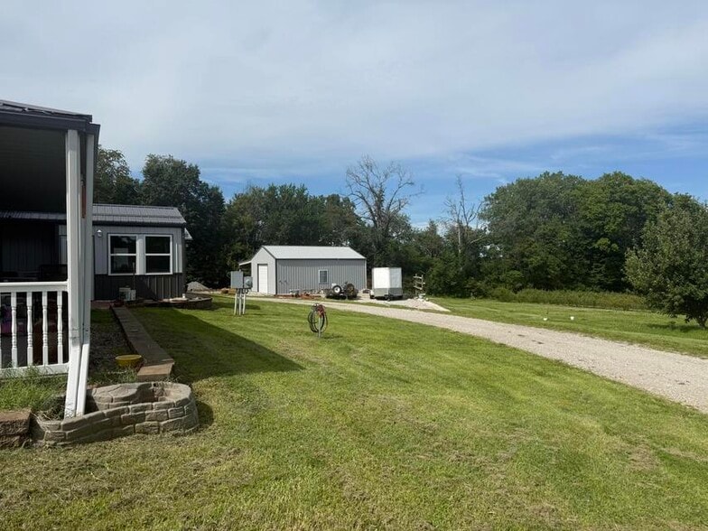 More Photos Of 20863 Highway 20, Marshall Specialty For Sale