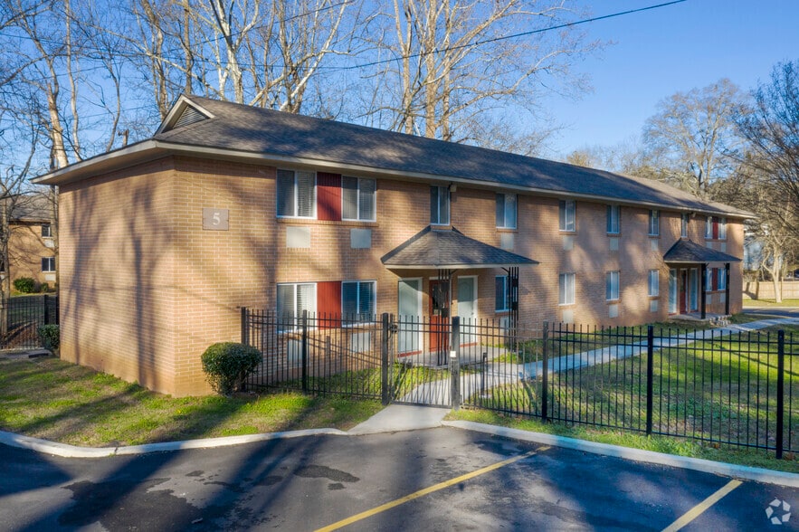 Primary Photo Of 2125 Joseph E Boone Blvd, Atlanta Apartments For Sale