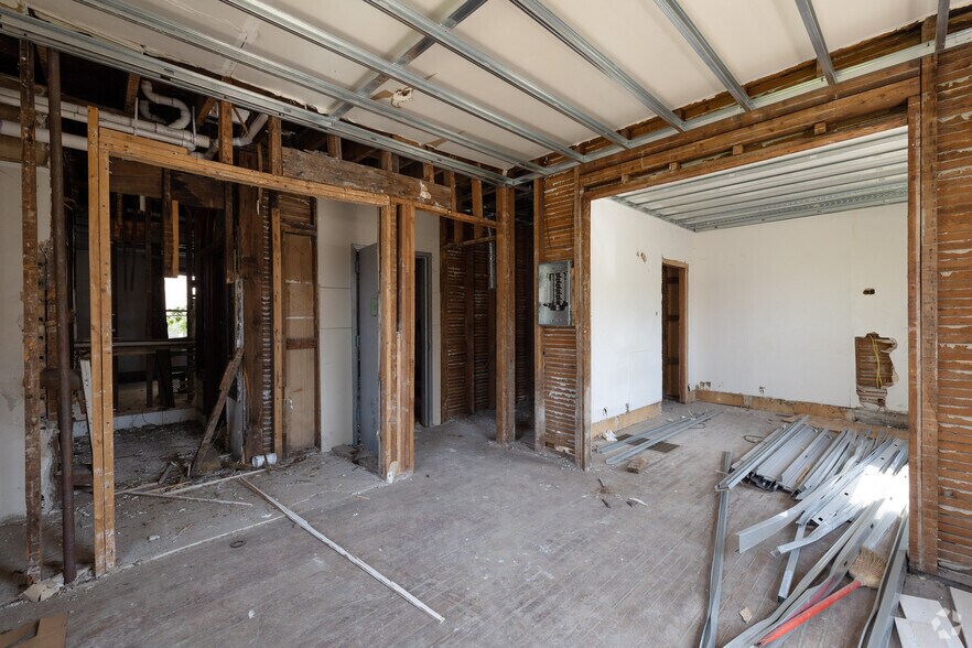 More Photos Of 212 Court St, Binghamton Apartments For Sale