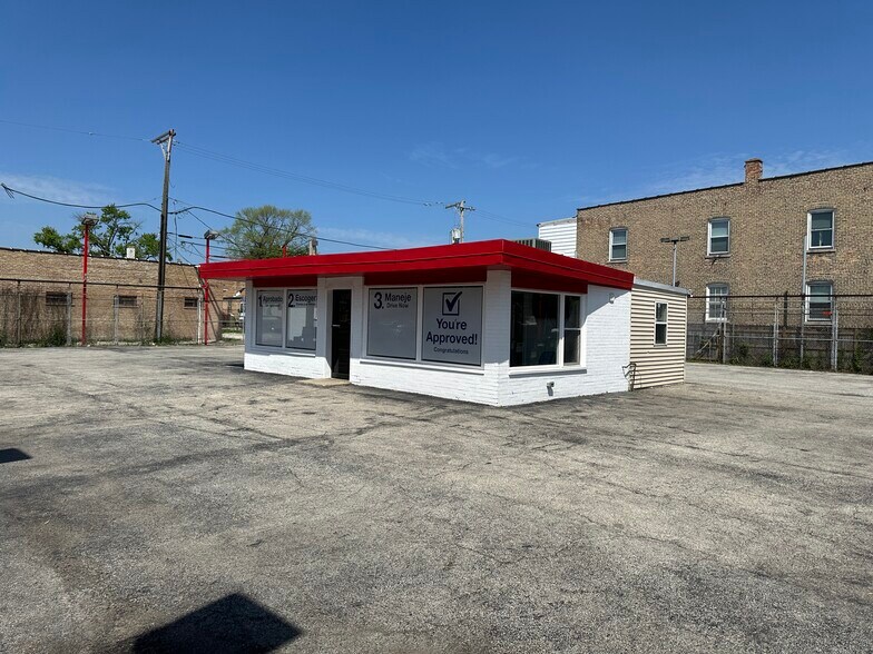 More Photos Of 2435 N Cicero Ave, Chicago Auto Dealership For Sale