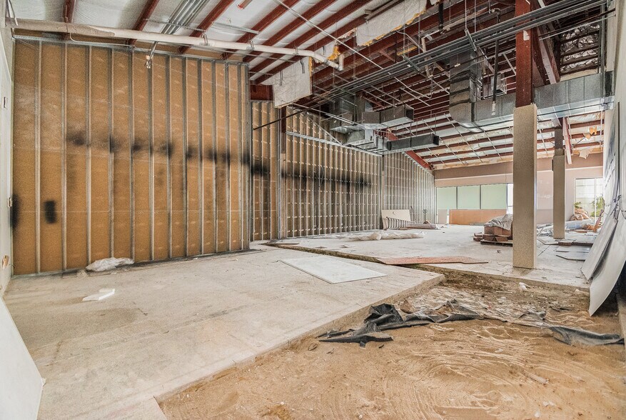 More Photos Of 1751 Madison Ave, Council Bluffs Unknown For Lease