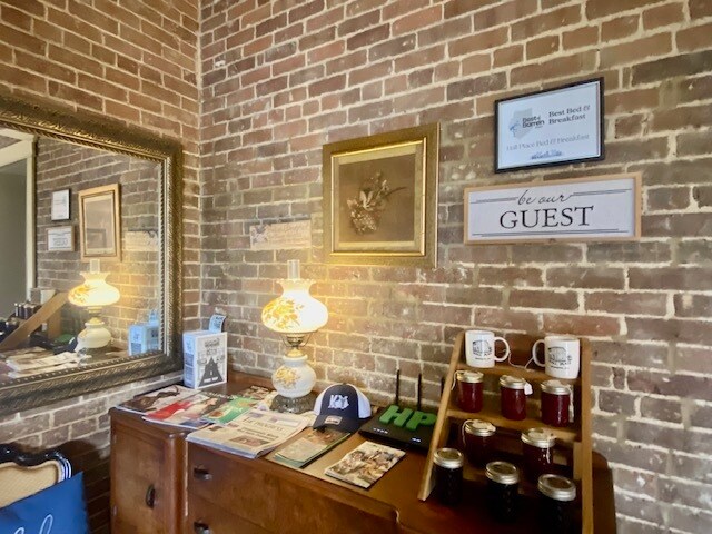 More Photos Of 313 S Green St, Glasgow Hospitality For Sale