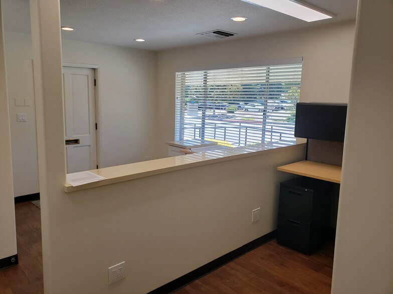 More Photos Of 20445 Pacifica Dr, Cupertino Medical For Lease