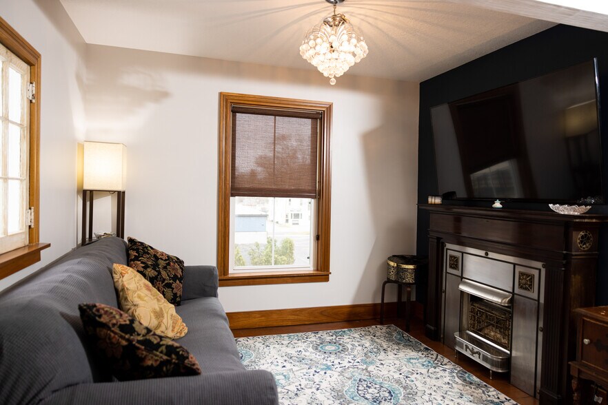 More Photos Of 323 W Wright Ave, Shepherd Specialty For Sale