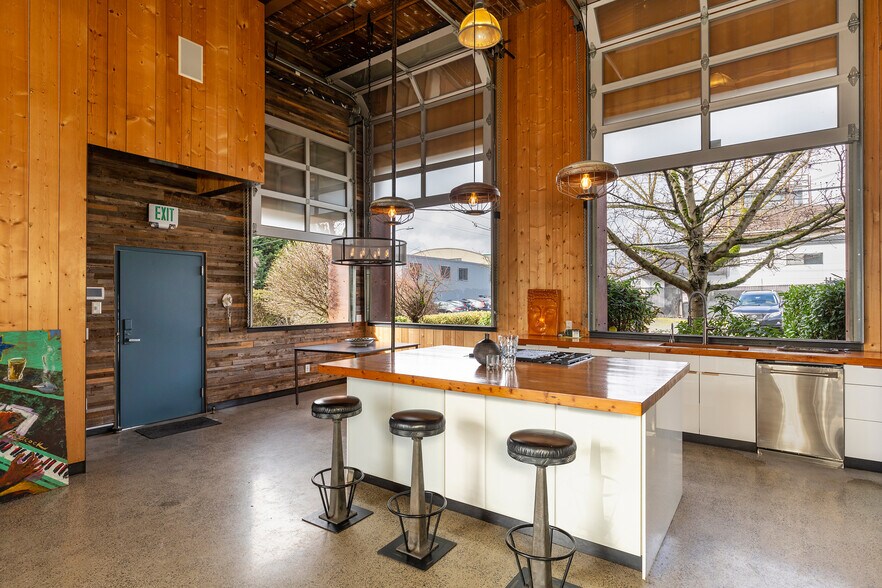 More Photos Of 4020 6th Ave NW, Seattle Warehouse For Sale