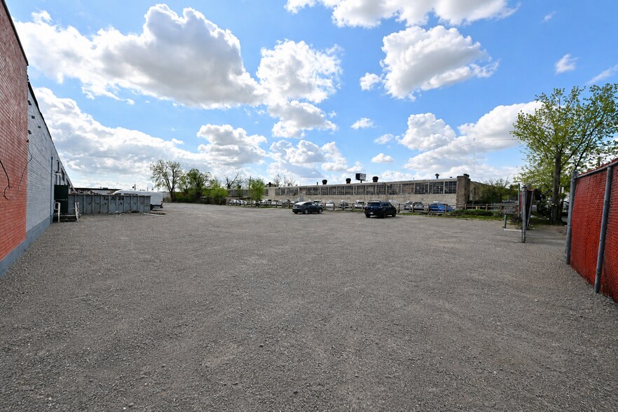 More Photos Of 210 S Newman St, Hackensack Manufacturing For Lease