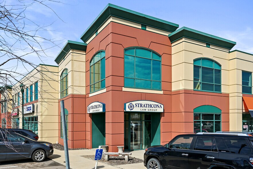 More Photos Of 150 Chippewa Rd, Sherwood Park Flex For Sale