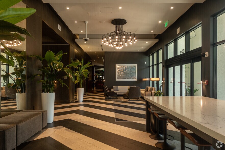 More Photos Of 1350 S Dixie Hwy, Coral Gables Hotel For Lease