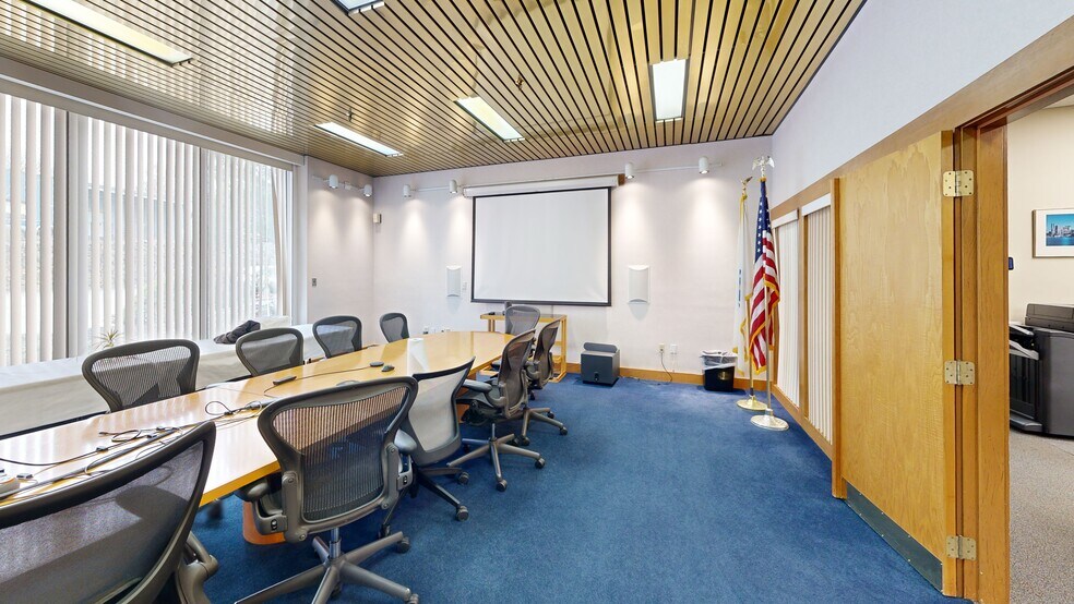 More Photos Of 135-145 Wood Rd, Braintree Light Distribution For Lease