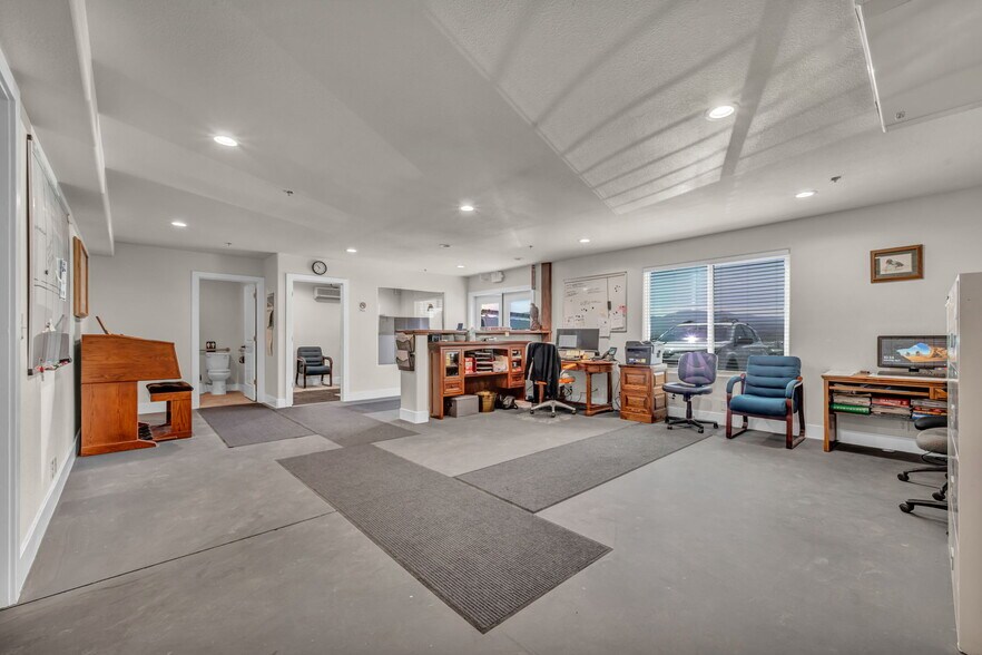 More Photos Of 2 Brown dr, Mound House Manufacturing For Sale