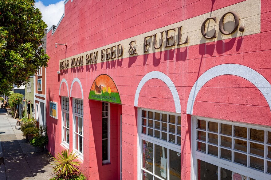 More Photos Of 535-539 Main St, Half Moon Bay Storefront Retail Residential For Sale