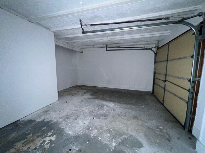 More Photos Of 13 US Highway 206 S, Sandyston Storefront Retail Residential For Sale