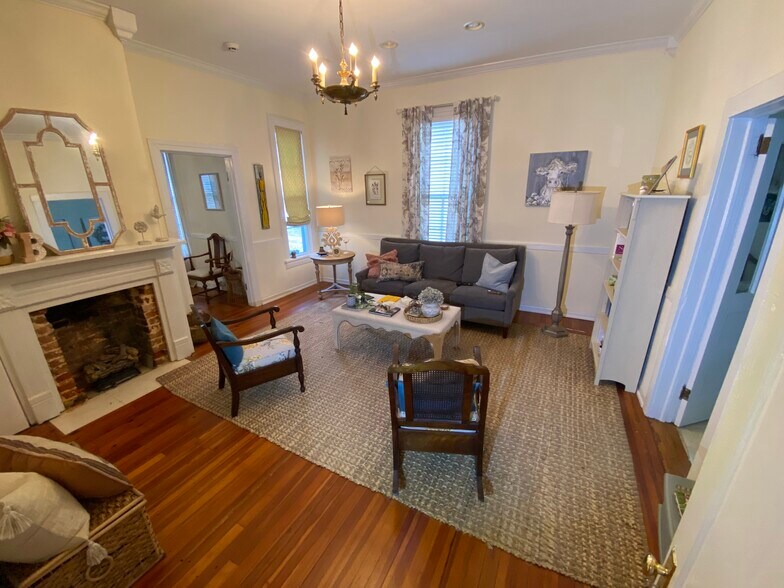 More Photos Of 702 McKinley Ave NE, Huntsville Office Residential For Sale