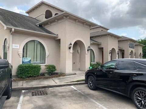 More Photos Of 13644 Breton Ridge St, Houston Medical For Sale