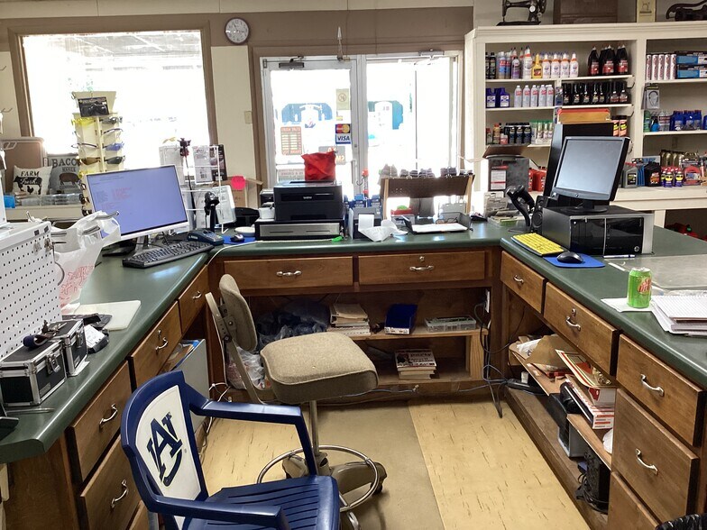 More Photos Of 7811 Main, Dozier Freestanding For Sale