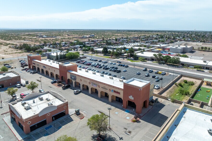 More Photos Of 14476 Horizon Blvd, El Paso Storefront Retail Office For Sale