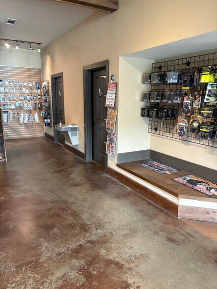 More Photos Of 3800 Holly Springs Pkwy, Canton Freestanding For Sale