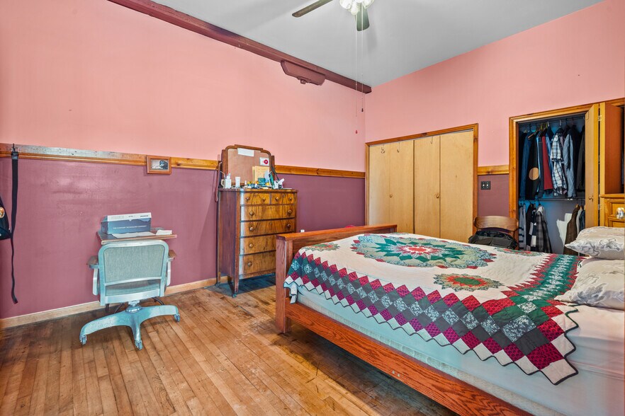 More Photos Of 500 Bridge St, Weissport Restaurant For Sale