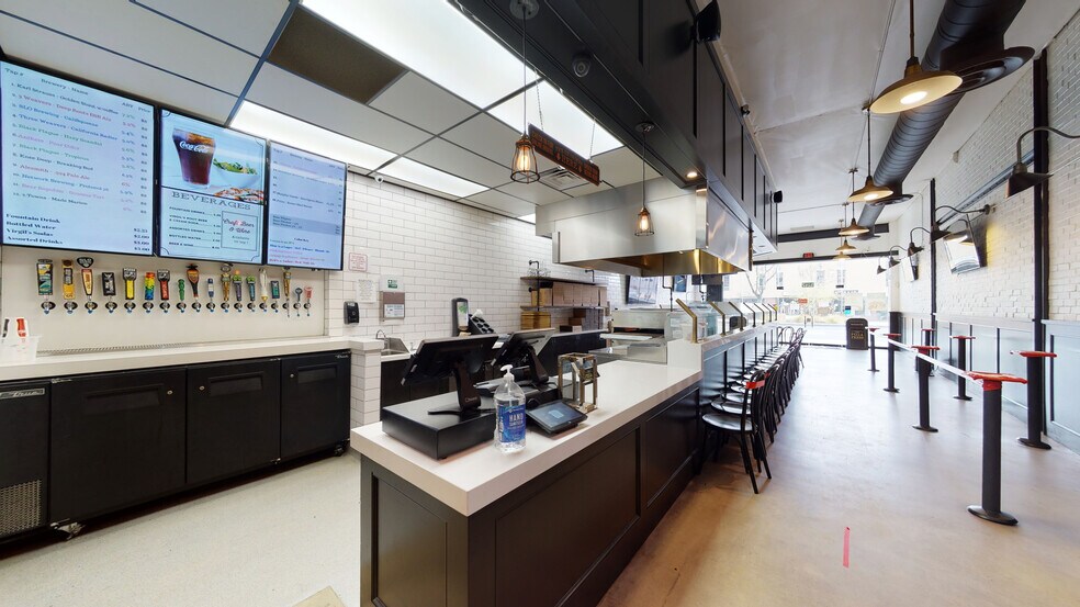 More Photos Of 5242-5246 E 2nd St, Long Beach Restaurant For Lease