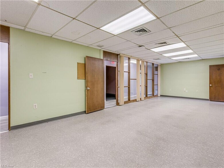 More Photos Of 680 E Market St, Akron Loft Creative Space For Lease