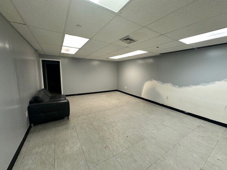 More Photos Of 2172 Flatbush Ave, Brooklyn Storefront Retail Office For Sale