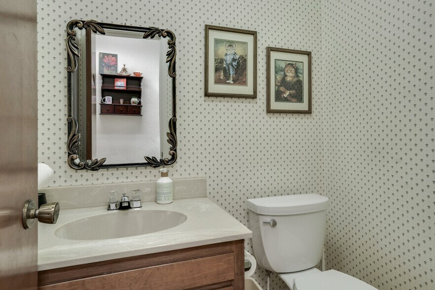 More Photos Of 2410 9th St, Wichita Falls Medical For Sale