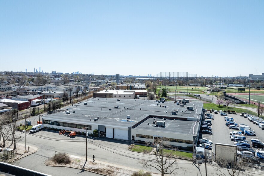 More Photos Of 200 Roosevelt Pl, Palisades Park Distribution For Sale