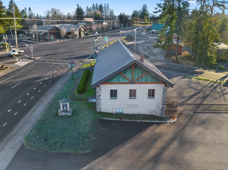More Photos Of 39590 Pioneer blvd, Sandy Religious Facility For Sale