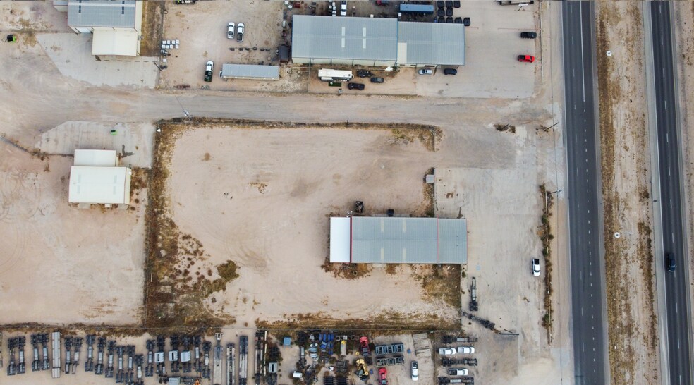 More Photos Of 12920 Tx 191 Frontage Unit 8 rd, Midland Flex For Lease