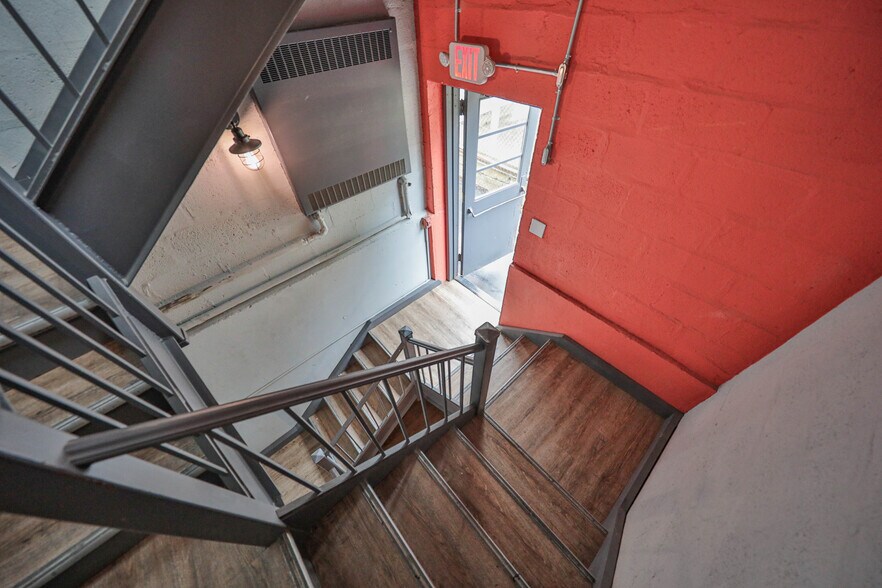 More Photos Of 123 N 2nd St, Easton Apartments For Sale
