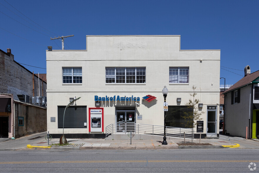 Primary Photo Of 902-906 W 36th St, Baltimore Bank For Lease