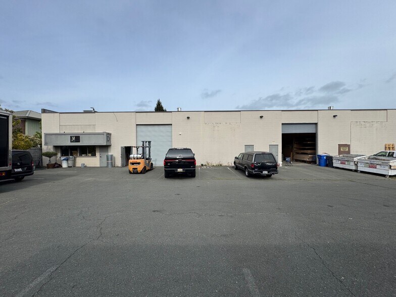 More Photos Of 1774 Industrial Way, Napa Warehouse For Lease