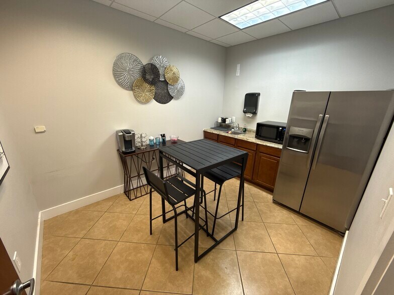 More Photos Of 26119 I-45, Spring Unknown For Lease