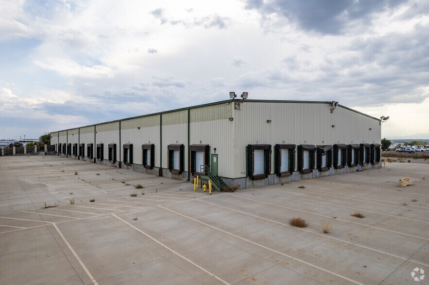 More Photos Of 9801 E 102nd Ave, Commerce City Truck Terminal For Lease