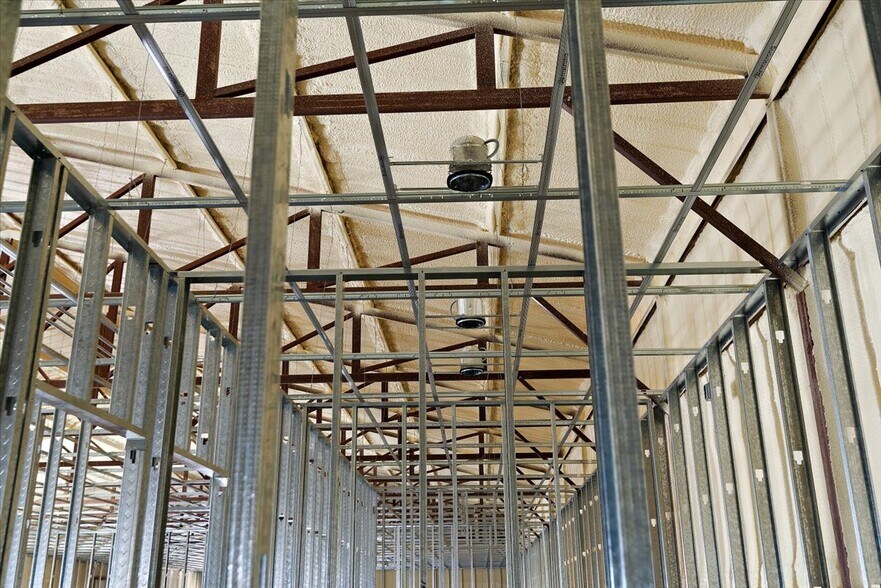 More Photos Of 20040 Grasslands Ln, Ordway Warehouse For Sale