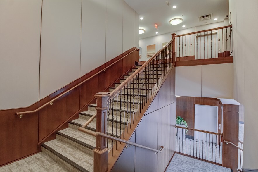 More Photos Of 2405 Satellite Blvd, Duluth Office For Sale