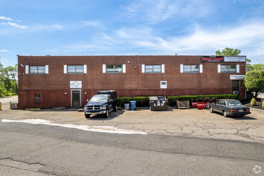 More Photos Of 47 Maple Ave, Flemington Light Manufacturing For Lease