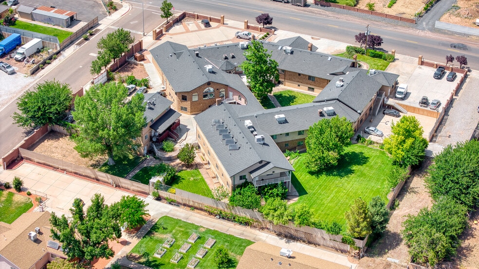 More Photos Of 985 W Utah Ave, Hildale Apartments For Sale