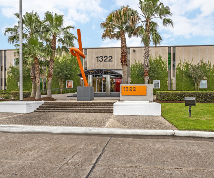 Primary Photo Of 1322 Space Park Dr, Houston Office For Lease