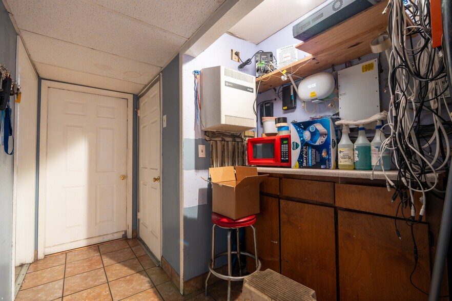 More Photos Of 9515 Folsom Blvd, Sacramento Hotel For Sale