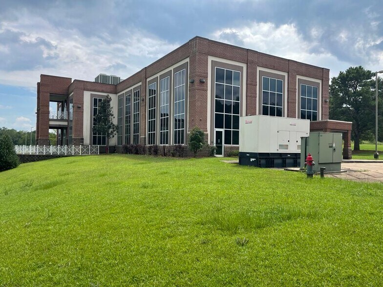 More Photos Of 100 Pioneer Way, Magee, MS 39111-5501, Magee Medical For Lease