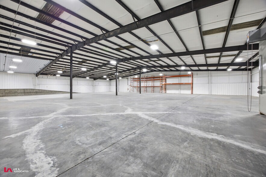 More Photos Of 1500 Union Hill Rd, Alpharetta Manufacturing For Lease