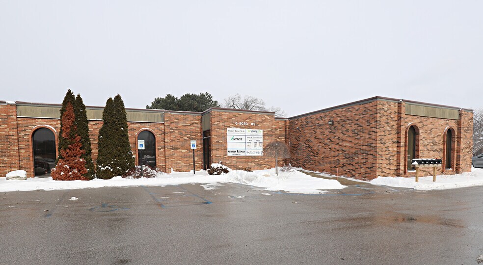 Primary Photo Of 5083-5085 Miller Rd, Flint Office For Sale