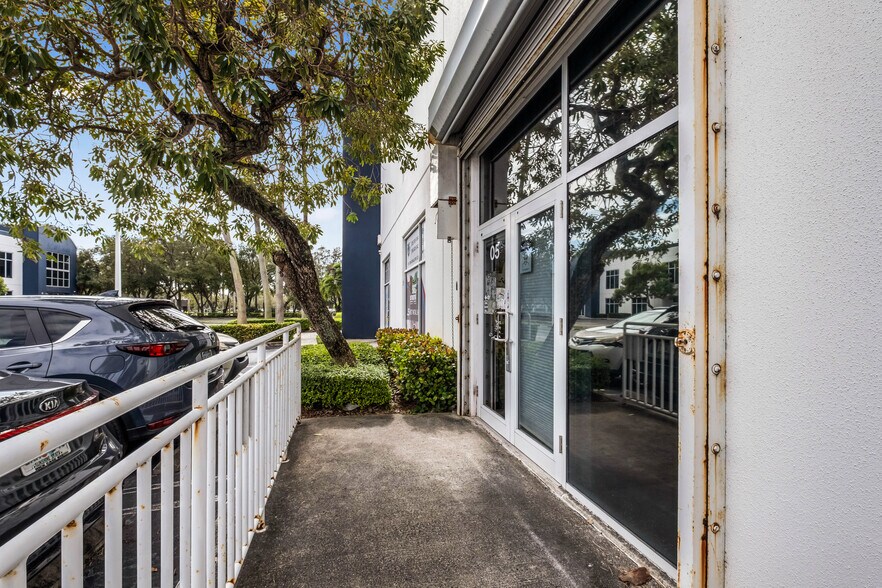 More Photos Of 7500 NW 25th St, Miami Unknown For Lease