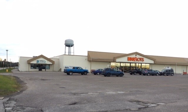 More Photos Of 3396 I 75 Business Spur, Sault Sainte Marie Storefront For Lease