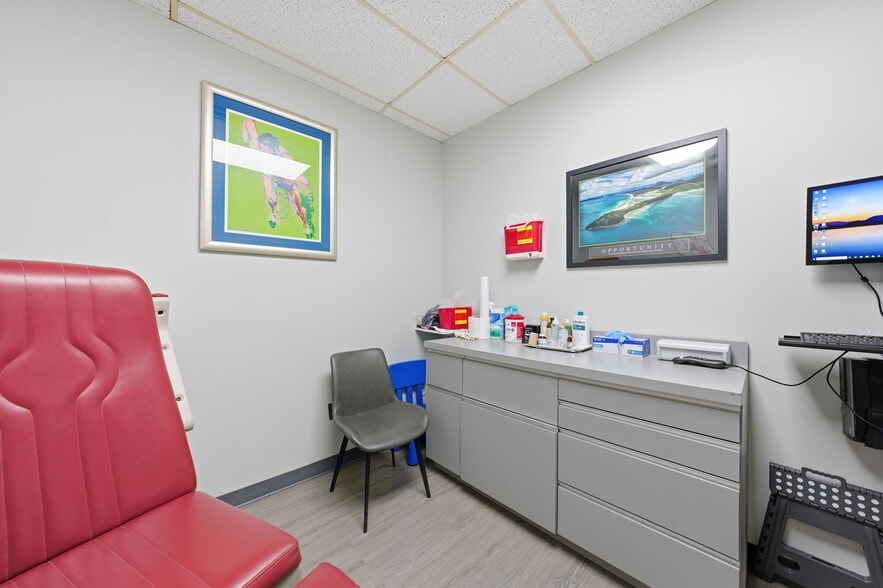 More Photos Of 299 Forest Ave, Paramus Office For Sale