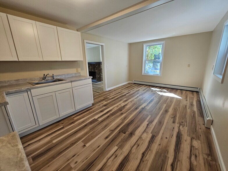 More Photos Of 101 Randall St, Florida Apartments For Sale