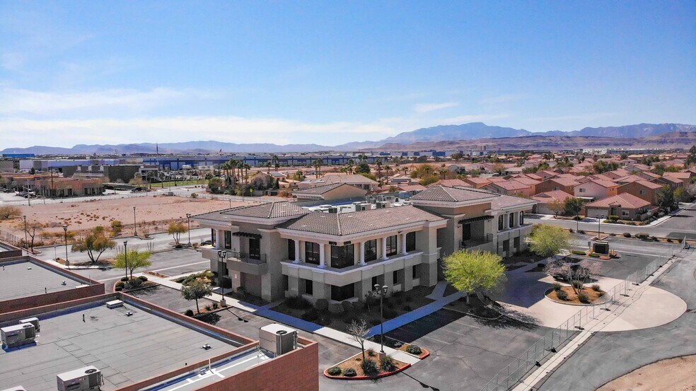 More Photos Of 6970 W Patrick Ln, Las Vegas Medical For Sale
