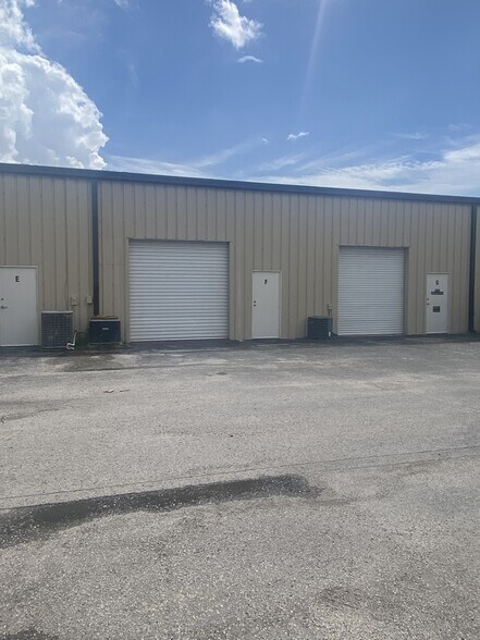 More Photos Of 705 Live Oak St, Tarpon Springs Warehouse For Sale
